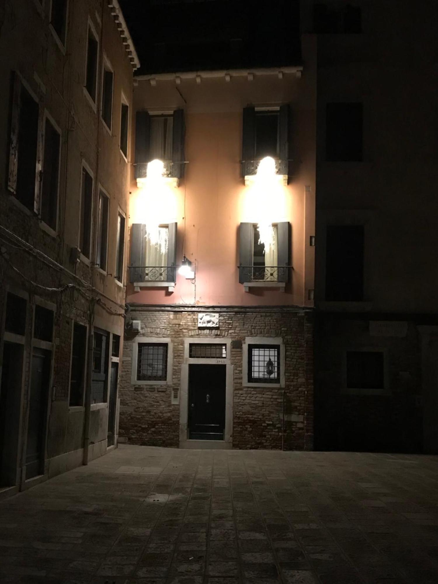 Albrizzi Charme Apartment Venetië Buitenkant foto